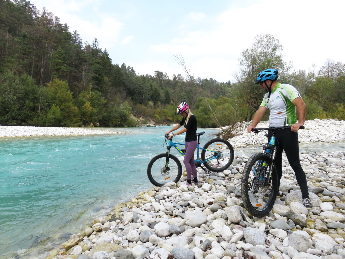 e-bike-tour-soca-river-17