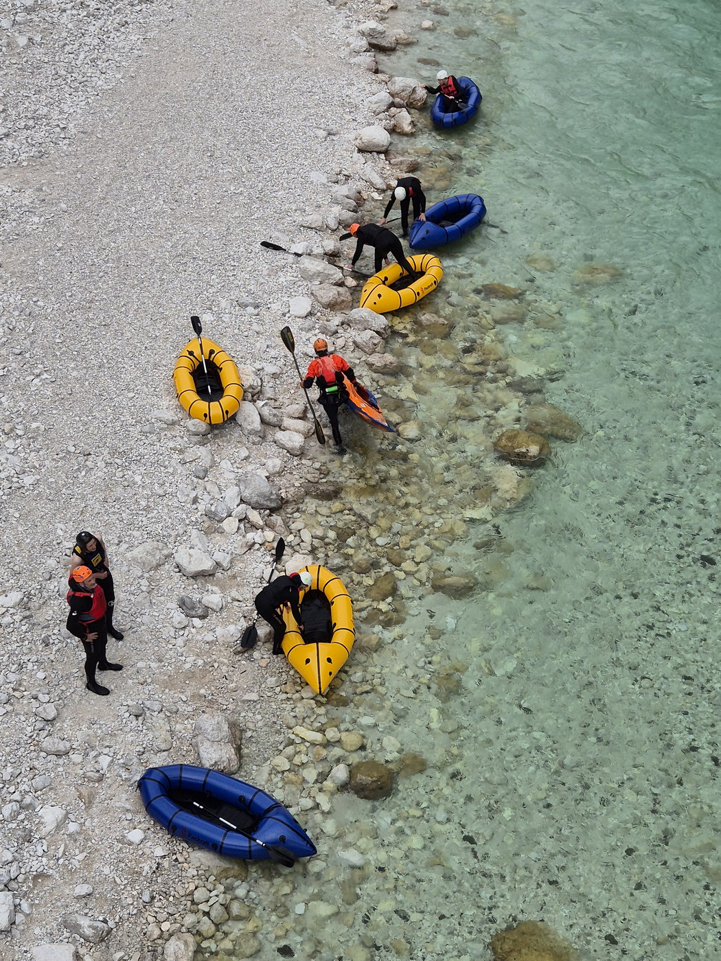 Easy-Packrafting-on-Soca _ricer_07